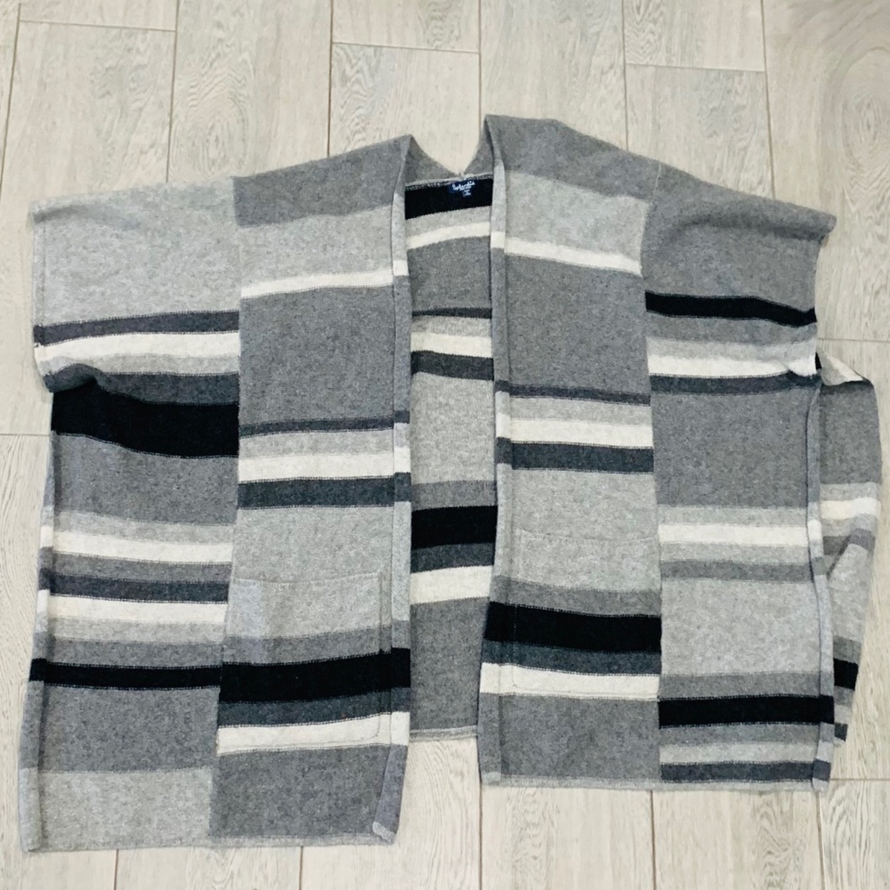 Splendid Patterned Kimono - image 1